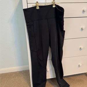 Zyia Black Size 14-16 Light N Tight High-Waisted Pants